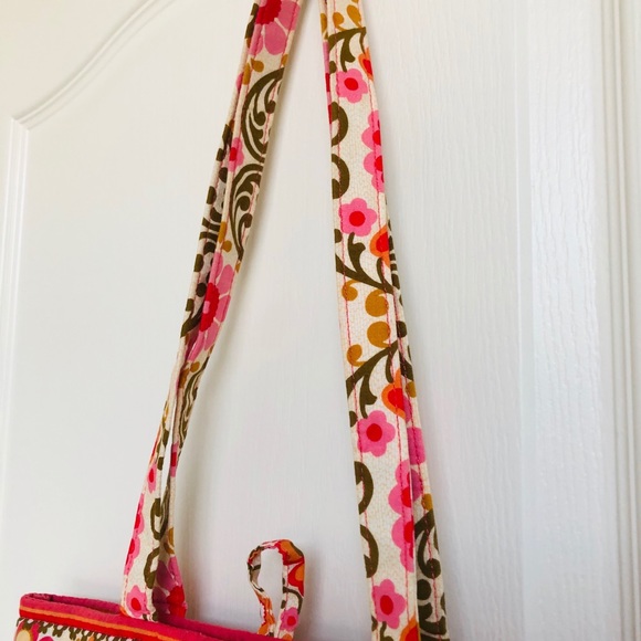 Vera Bradley Tote - Picture 7 of 8